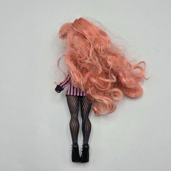 LOL Surprise OMG Winter Chill Big Wig Doll With Long Pink Hair & Black Striped O - Picture 7 of 8
